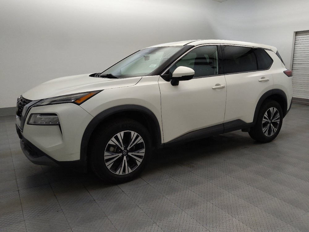 Used 2021 Nissan Rogue SV FWD image 2