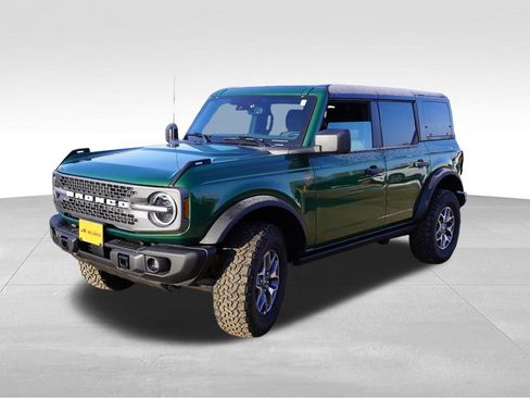 Certified 2025 Ford Bronco Badlands AWD/4WD image 11