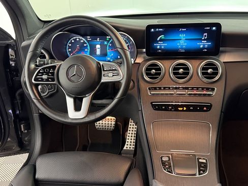 Used 2022 Mercedes-Benz GLC 300 4MATIC image 27