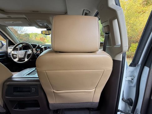 Used 2017 GMC Sierra 1500 Denali image 40