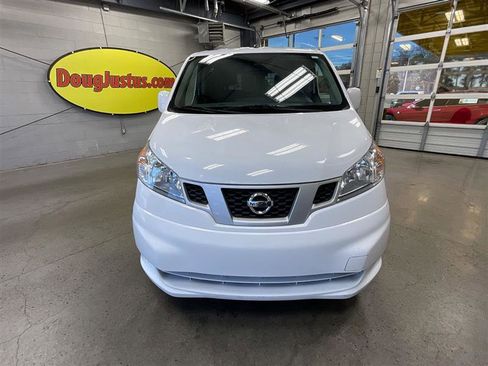 Used 2021 Nissan NV200 SV w/ Back Door Glass Package image 8