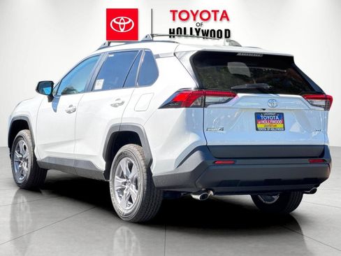 New 2025 Toyota RAV4 XLE image 6