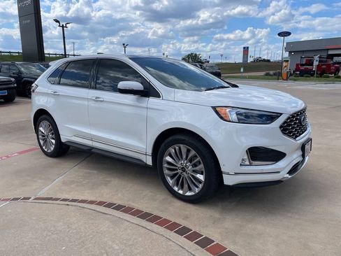 Used 2024 Ford Edge Titanium w/ Titanium Elite Package AWD/4WD image 2
