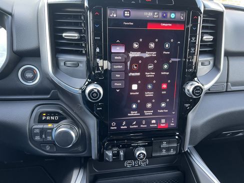 New 2026 RAM 1500 Big Horn AWD/4WD image 20