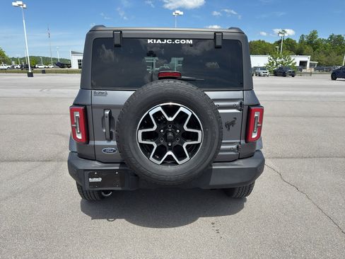 Used 2023 Ford Bronco Outer Banks AWD/4WD image 4