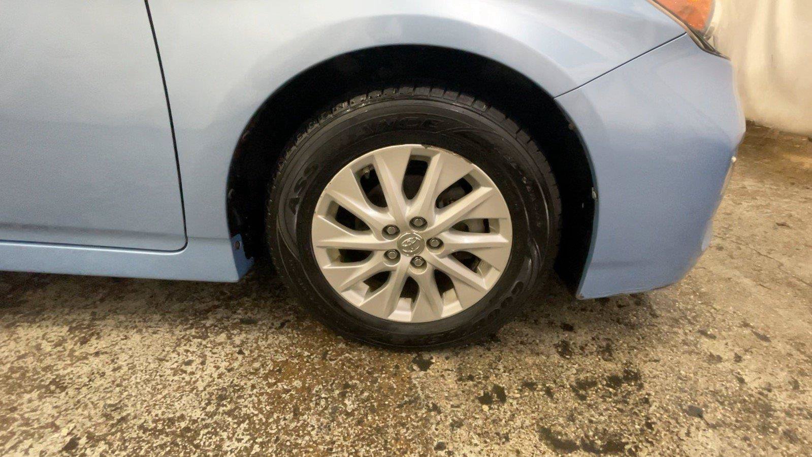 Used 2012 Toyota Prius Prime Plug-In Hybrid FWD image 17