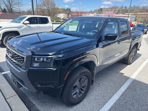 Used 2026 Nissan Frontier SV w/ All-Weather Content Package image 4