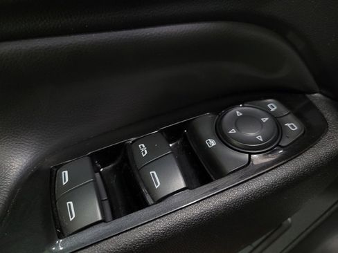 Used 2022 Chevrolet Equinox Premier AWD/4WD image 27