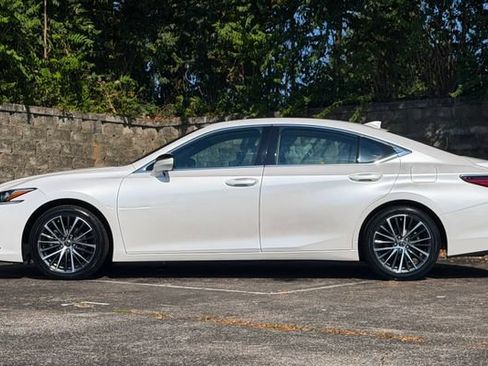 Certified 2023 Lexus ES 350 w/ Premium Package FWD image 14