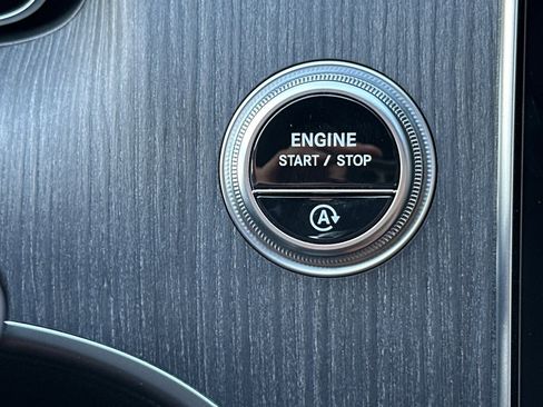 Certified 2025 Mercedes-Benz C 300 Sedan image 25