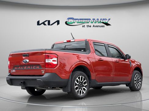 Used 2024 Ford Maverick Lariat w/ 4K Tow Package AWD/4WD image 7