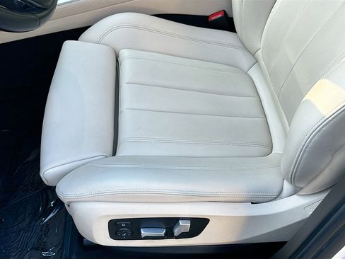 Used 2020 BMW X5 sDrive40i w/ Parking Assistance Package image 19