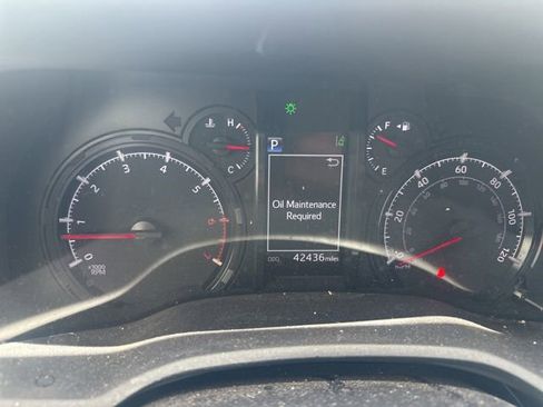 Used 2024 Toyota 4Runner SR5 AWD/4WD image 8