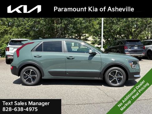 New 2026 Kia Niro EX FWD image 7