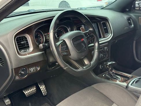 Used 2020 Dodge Charger Scat Pack RWD image 5