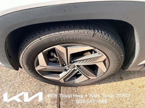 Used 2022 Hyundai Tucson Limited FWD image 4