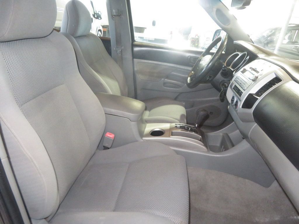 Used 2010 Toyota Tacoma 4x4 Double Cab w/ TRD Sport Pkg w/JBL Audio image 33