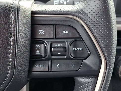 Certified 2025 Toyota 4Runner SR5 image 21