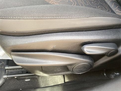 Used 2023 Jeep Renegade Latitude image 21