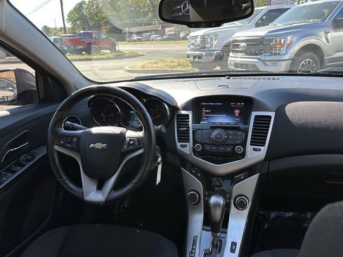 Used 2013 Chevrolet Cruze LT w/ RS Package FWD image 18