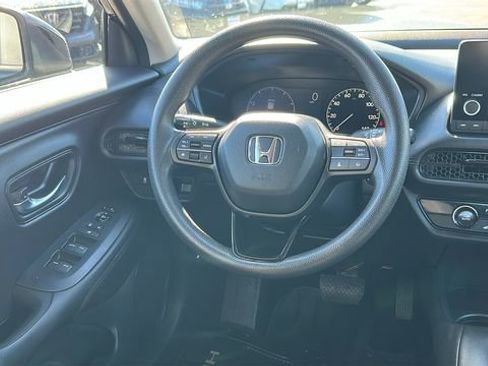 Used 2023 Honda HR-V LX image 22