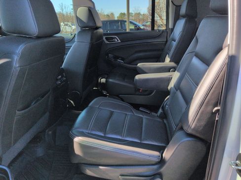 Used 2020 GMC Yukon XL Denali w/ Open Road Package image 16