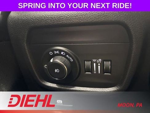 Certified 2023 Jeep Grand Cherokee L Limited w/ Black Appearance Package AWD/4WD image 28