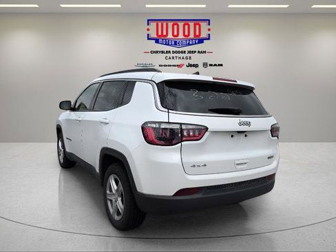 Used 2024 Jeep Compass Latitude AWD/4WD image 5