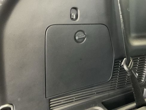 Used 2025 Ford Explorer Active w/ Active Comfort Package image 27