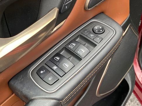 Used 2022 RAM 1500 Limited AWD/4WD image 12