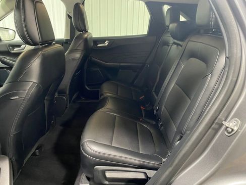 Used 2021 Ford Escape SEL image 6