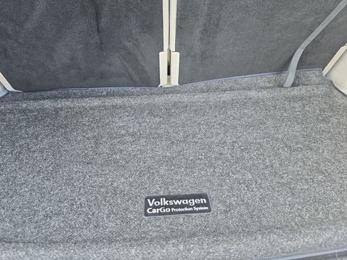 Used 2024 Volkswagen Atlas SE w/ Panoramic Sunroof Package FWD image 22