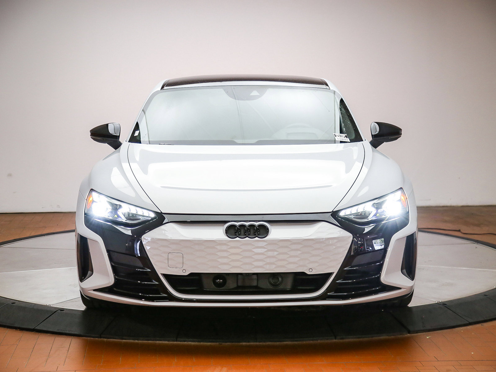 Certified 2024 Audi RS e-tron GT w/ Ceramic Brake Package AWD/4WD image 2