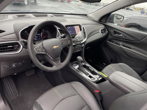 Used 2024 Chevrolet Equinox Premier image 9