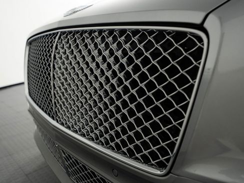 Used 2020 Bentley Continental GT image 15