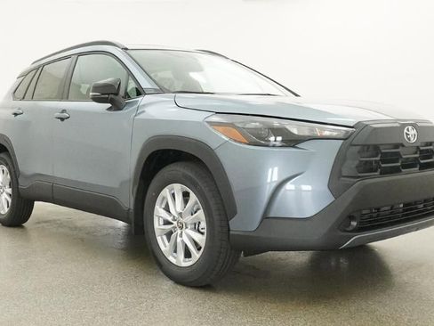New 2026 Toyota Corolla Cross LE FWD image 29