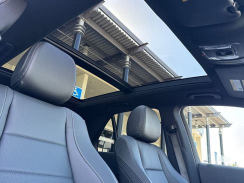 Certified 2025 Mercedes-Benz GLE 450 4MATIC image 19