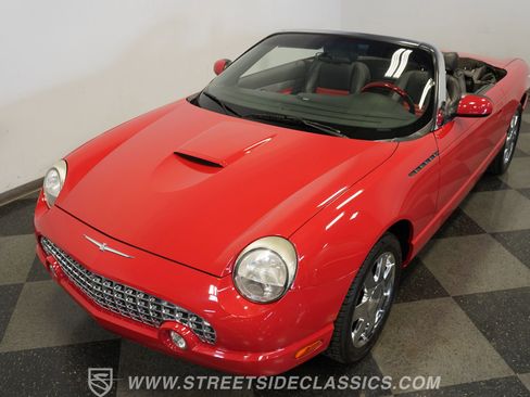 Used 2002 Ford Thunderbird image 20