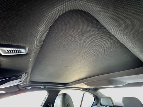 Used 2018 BMW 530e image 22