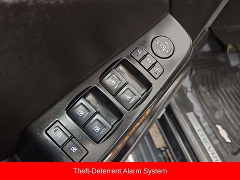 Used 2020 Chevrolet Suburban Premier image 22