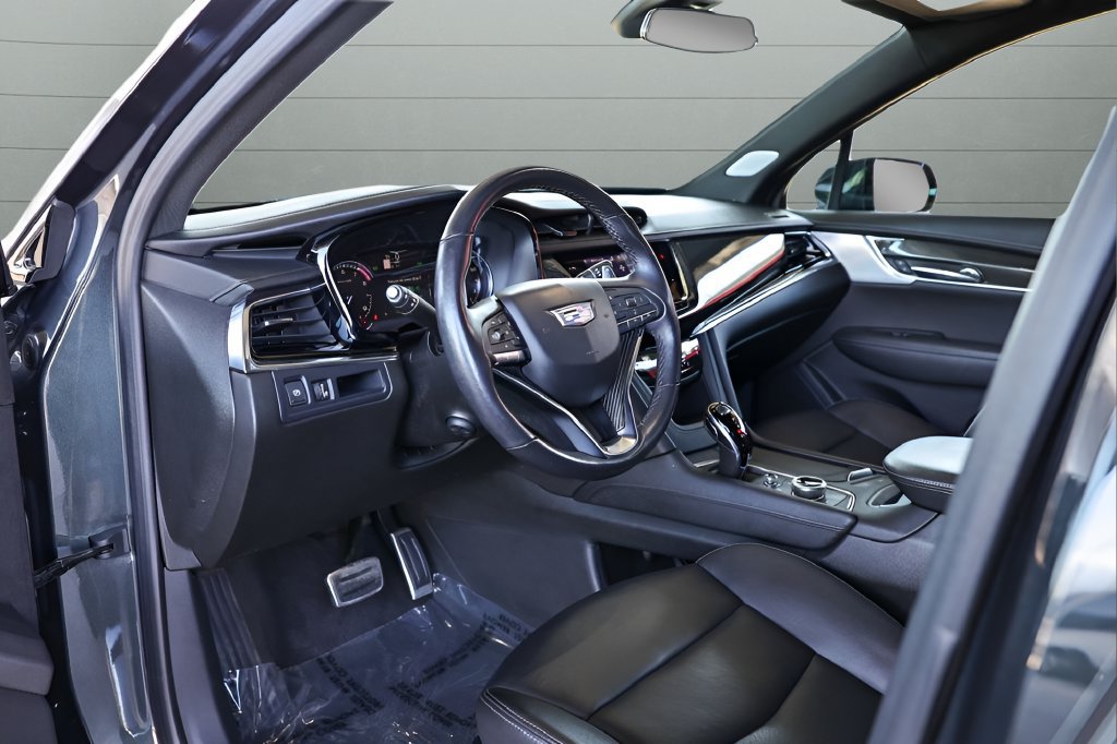 Used 2022 Cadillac XT6 Sport AWD/4WD image 42