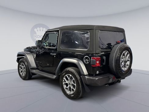 Used 2024 Jeep Wrangler Sport S image 4