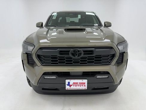 New 2026 Toyota Tacoma TRD Sport image 3