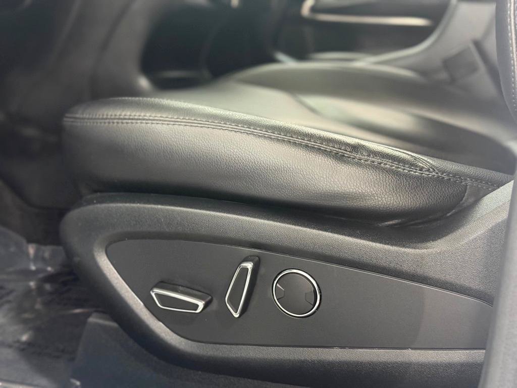 Used 2017 Lincoln MKC Premiere FWD image 25