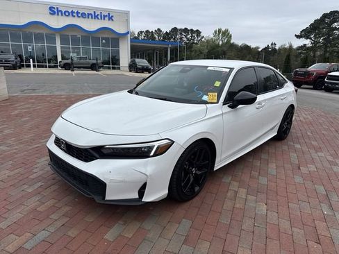 Used 2025 Honda Civic Sport image 1