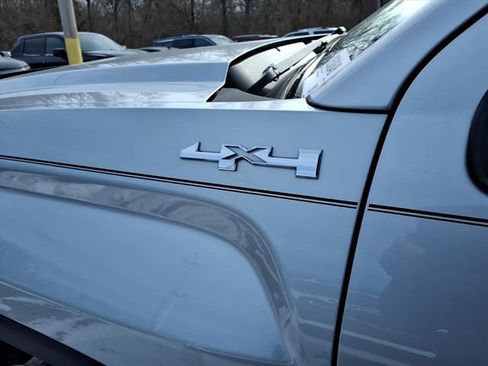 Used 2016 GMC Sierra 1500 SLE image 17