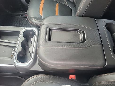 Certified 2021 GMC Sierra 2500 AT4 w/ AT4 Premium Plus Package AWD/4WD image 23