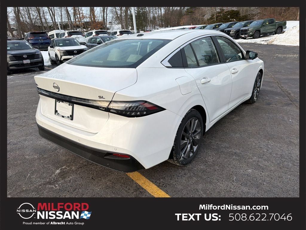 Used 2026 Nissan Sentra SL w/ Floor Mat Package FWD image 4