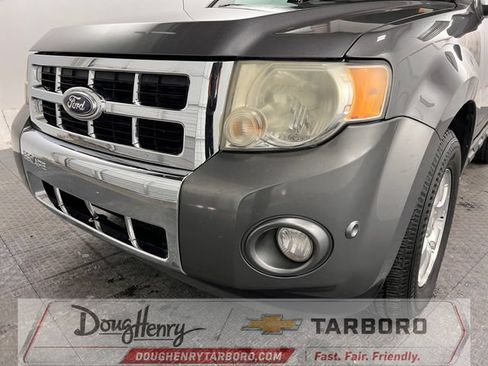 Used 2011 Ford Escape Limited w/ 302A Rapid Spec Order Code FWD image 11
