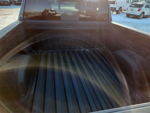 Certified 2022 Chevrolet Silverado 1500 High Country w/ Z71 Off-Road Package image 25